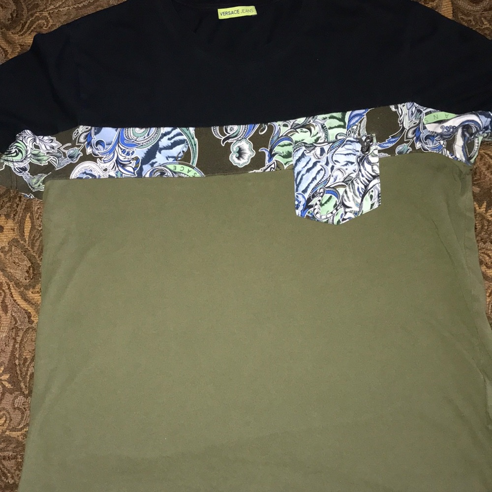 Versace t shirt